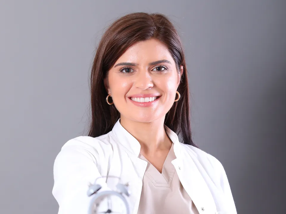 dr Nina
